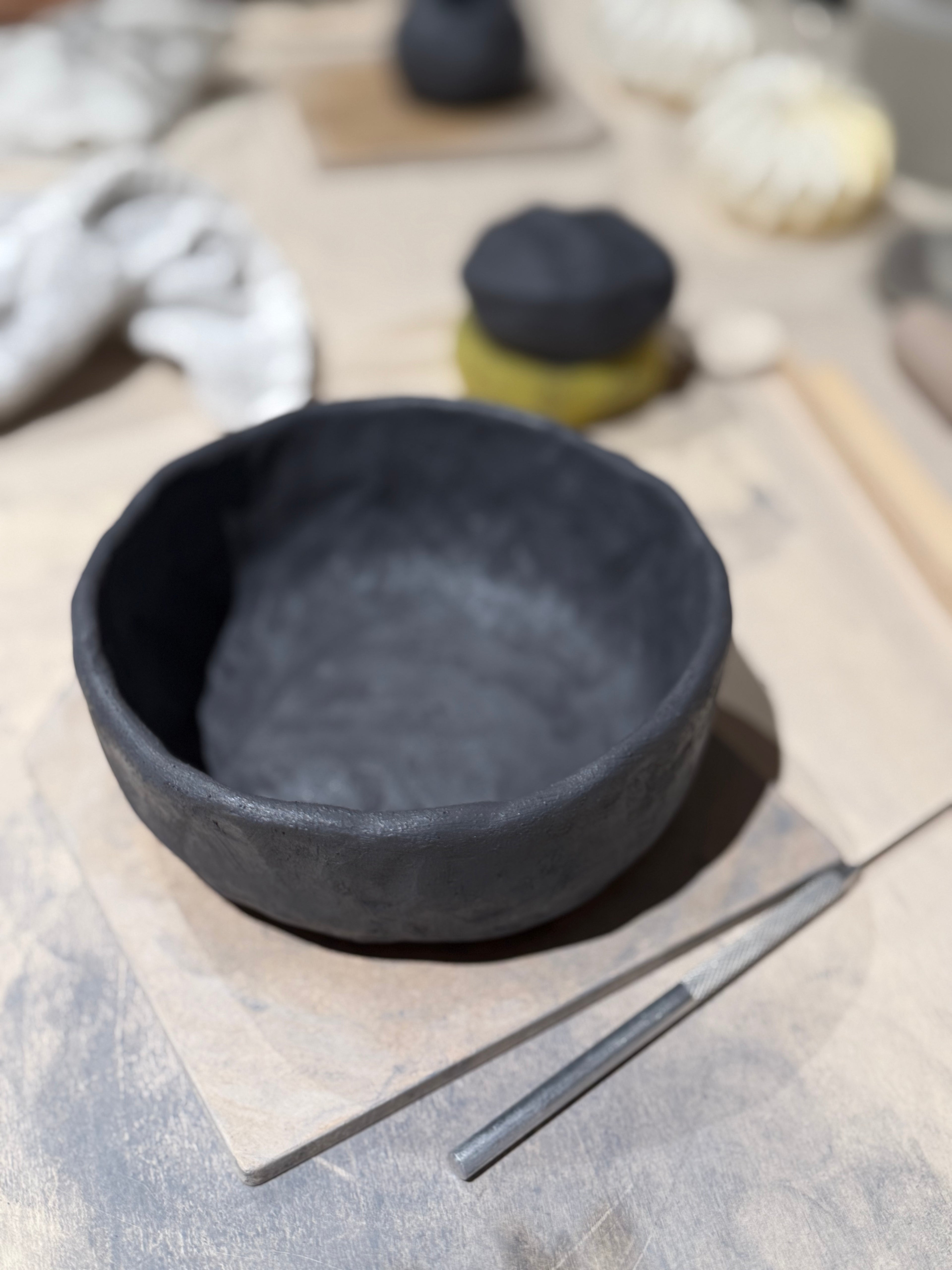 20.03. Black is beautiful - Töpfern mit schwarzem Ton